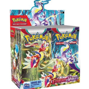 Display Pokémon Écarlate et Violet EV01 36 Boosters est une boite contenant des boosters du TCG Pokémon. Il y a 36 boosters dans la boîte, rangés verticalement sur deux colonnes. La boîte est composée de plusieurs couleurs: bleu, violet, orange, jaune, blanc, rose, vert et rouge. Il y a des personnages Pokémons représenté au milieu d'un décor stellaire.