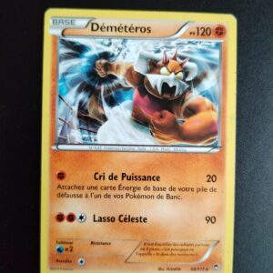 Démétéros 58/111. Carte du JCC Pokémon issue de la série Poings Furieux du bloc XY (XY03, XY: Poings Furieux), parue le 23/08/2014. Carte Pokémon de Base de type Combat, Rare. Illustrateur: PLANETA. L'illustration représente un personnage serpentin s'apprêtant à donner un coup de poing.