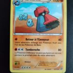 Tarinorme 55/114. Carte du TCG Pokémon issue de la série Offensive Vapeur du bloc XY (XY11, XY: Offensive Vapeur), parue le 16/08/2016. Carte Pokémon de Niveau 1 de type Combat, évolution de Tarinor. Rare. Illustrateur: MAHOU. L'illustration représente une sorte de grosse salière bleue avec un gros nez rouge et une moustache.