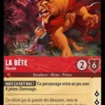LA BÊTE Blessée 103/204. Carte du jeu de cartes à collectionner Disney Lorcana issue du Chapitre 4 Le Retour D'Ursula (URR), paru le 31/05/2024. Carte Personnage, Rubis. Peu commune. Illustrateur: Ian MacDonald. L'illustration représente une créature mi homme mi animal à l'air féroce dans une flaque d'au verdâtre. Il porte un pantalon gris et une cape rouge.