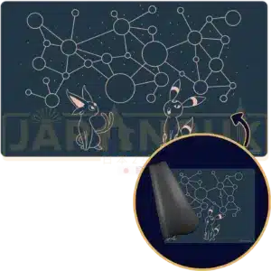 Tapis de jeu (playmat) Pokémon Center officiel illustrant le duo Noctali et Mentali, accessoires TCG premium pour collectionneurs d'évolutions d'Évoli.